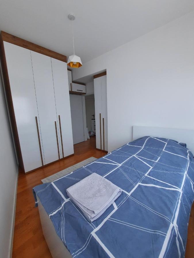 Luxury Sky View Apartment Приштина Экстерьер фото