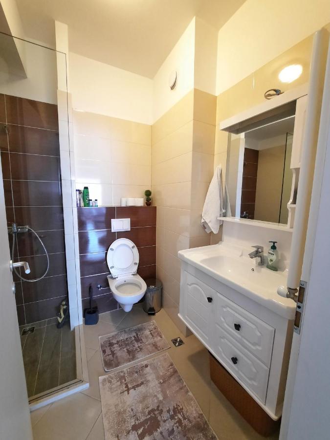 Luxury Sky View Apartment Приштина Экстерьер фото
