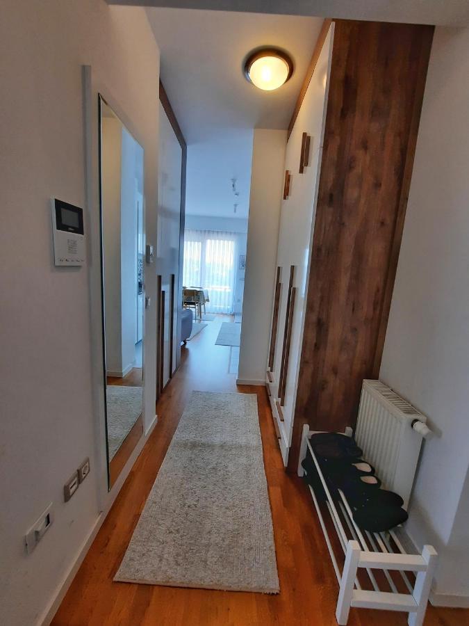 Luxury Sky View Apartment Приштина Экстерьер фото