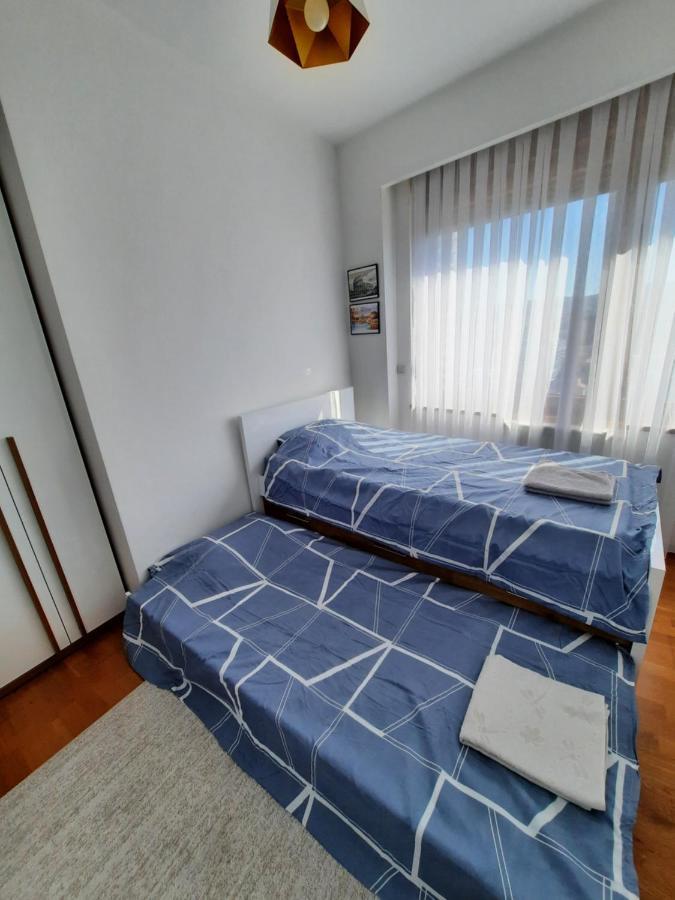 Luxury Sky View Apartment Приштина Экстерьер фото
